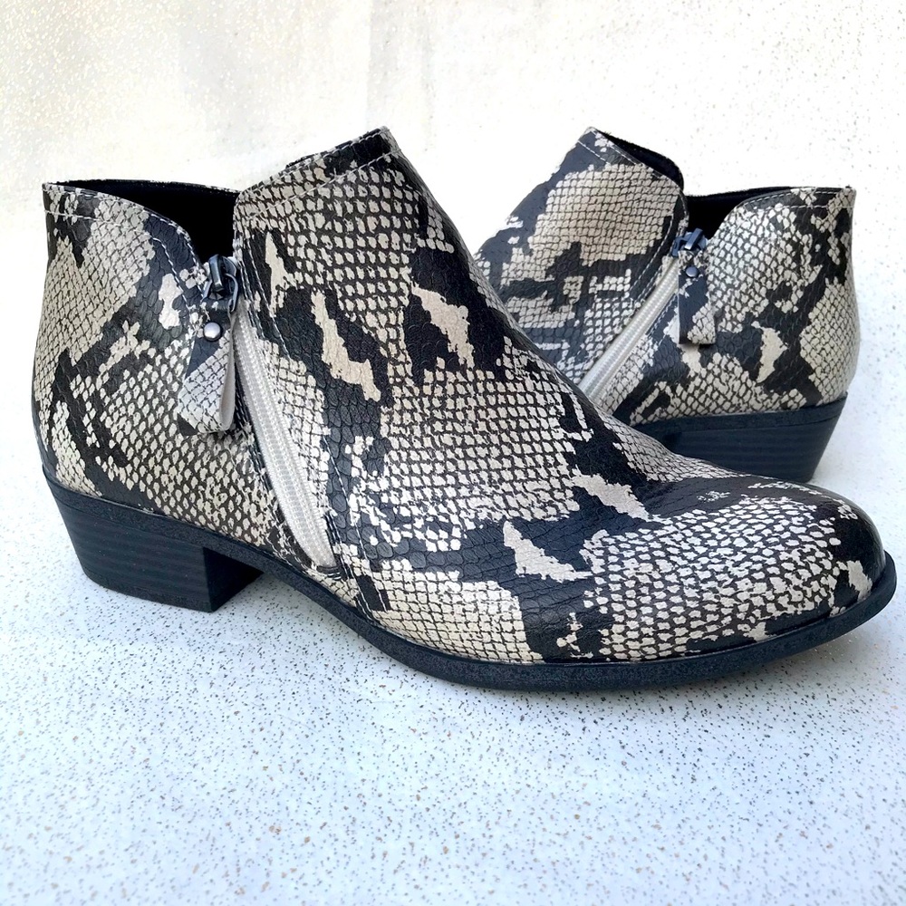 Arizona Jean Company Black and Beige Snake Print Ankle Booties